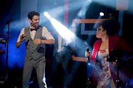 Groupe Coffee Tone en performance live lors d'un événement corporate